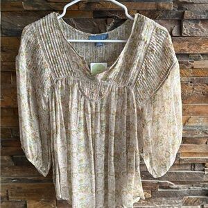 Lil/Anthropologie Beige Paisley Blouse